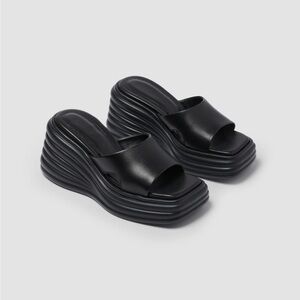 Scarlet & Sam Juicy Wedges - Black 7.5